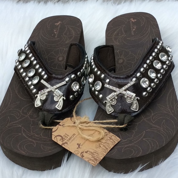 Montana West Shoes - Montana West 8 Coco Brown Bling Flip Flops